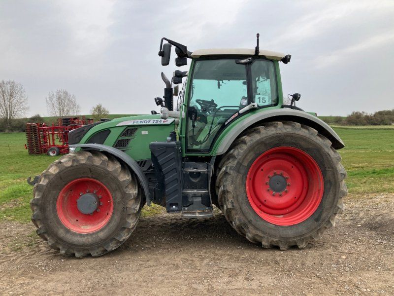 Fendt 724 Profi Plus