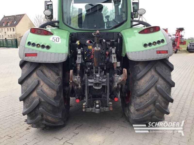 Fendt 724 VARIO SCR PROFI PLUS
