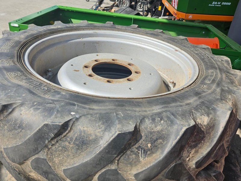 Alliance 13.6R-48 u. 12.4R-32