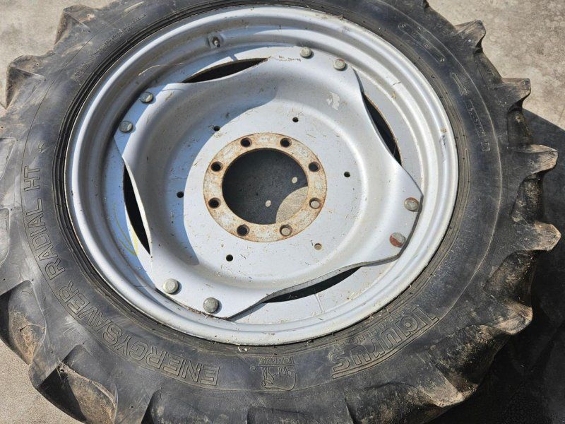 Alliance 13.6R-48 u. 12.4R-32