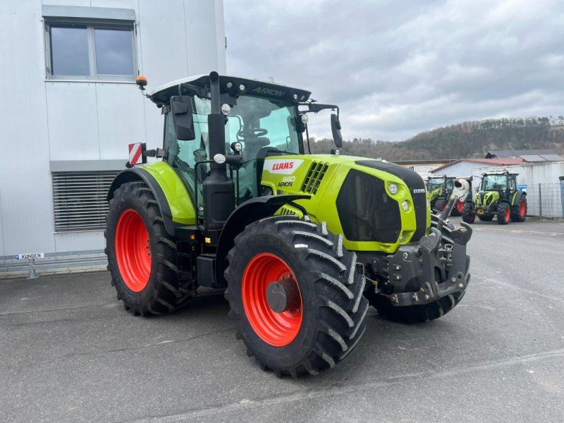 Claas Arion 660