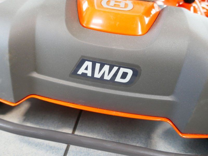 Husqvarna LC 353 AWD
