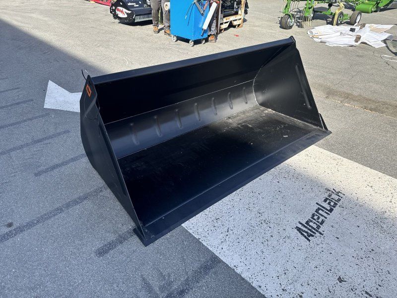 Quicke Volumenschaufel VL 265 mit Euroaufnahme