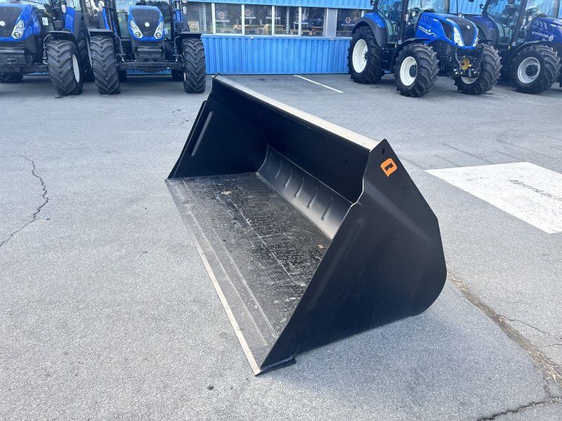 Quicke Volumenschaufel VL 265 mit Euroaufnahme