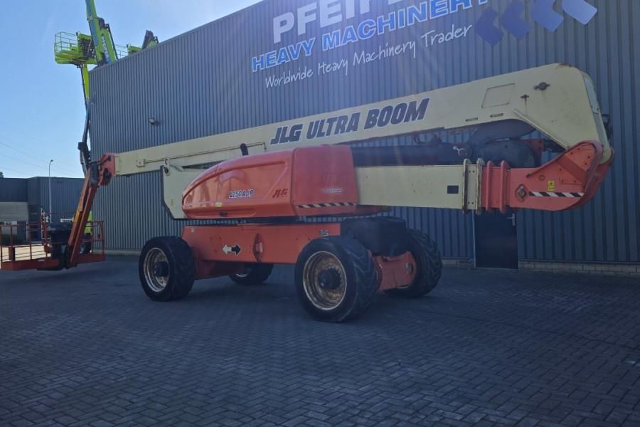 JLG 1250AJP Diesel, 4x4x4 Drive, 40.1m Working Height,