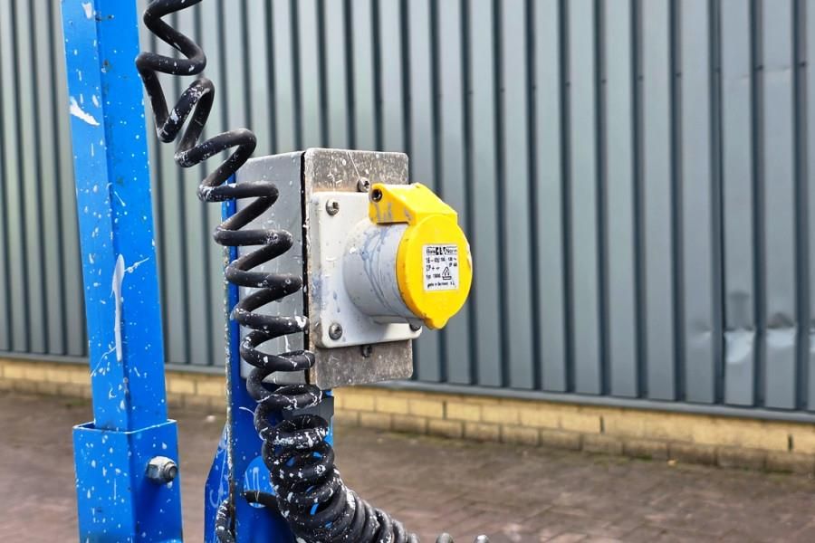 Genie GS1932 Electric, Working Height 7.8 m, 227kg Capac