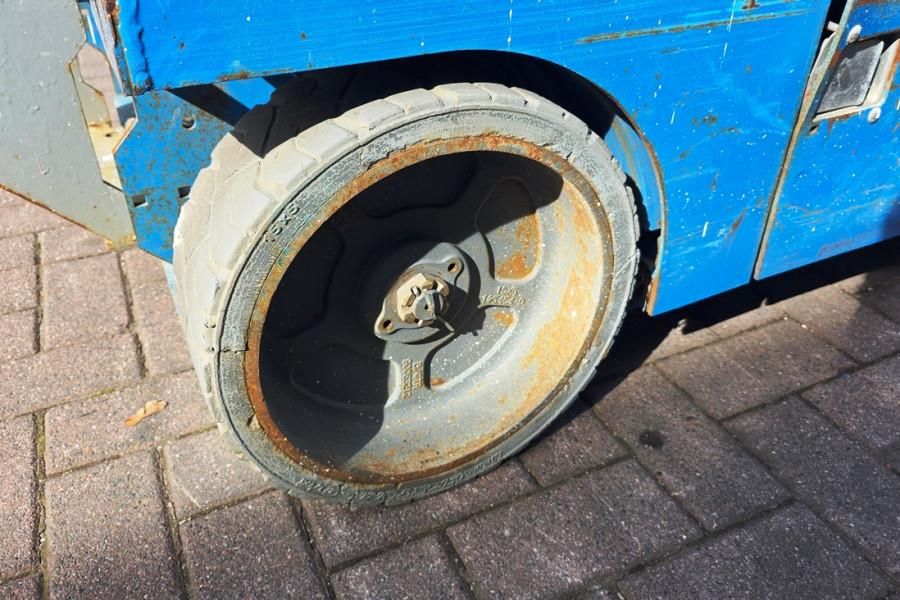 Genie GS3246 Electric, Working Height 11.75 m, 318kg Cap