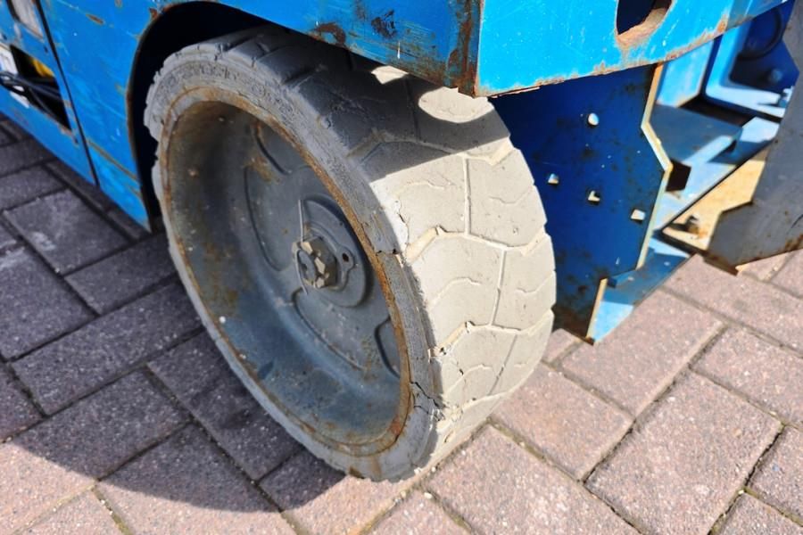 Genie GS3246 Electric, Working Height 11.75 m, 318kg Cap