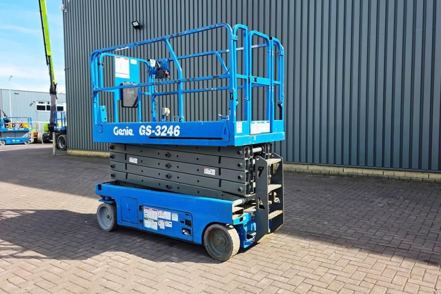 Genie GS3246 Electric, Working Height 11.75 m, 318kg Cap