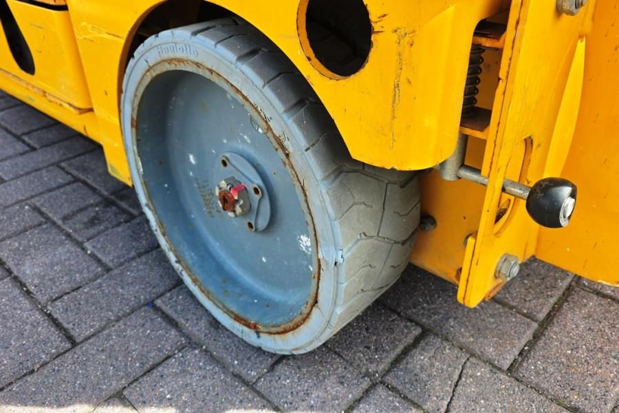 Haulotte Compact 10N Electric, 10m Working Height, 230kg Ca