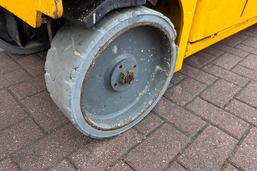 Haulotte Compact 8 As-Is, Electric, 8m Working Height, 350k