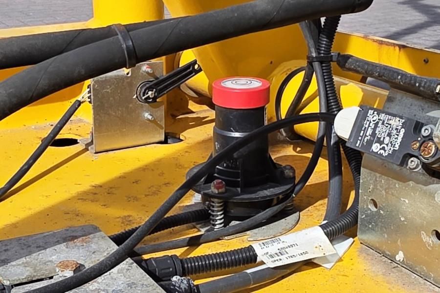 Haulotte Compact 8 Electric, 8.2m Working Height, 350kg Cap