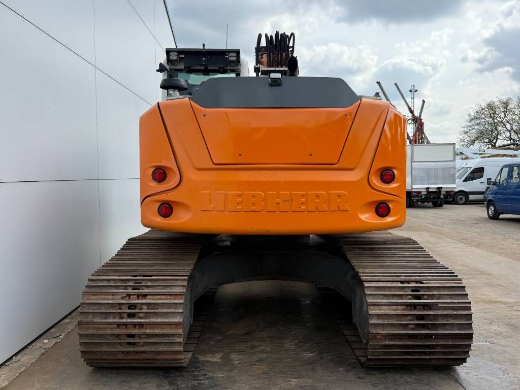 Liebherr R920 Compact - Blade / Triple Boom / Quick Coupler