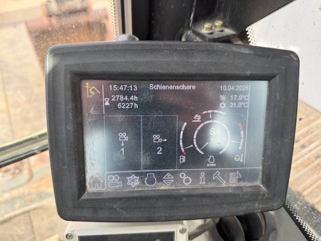 Liebherr R920 Compact - Blade / Triple Boom / Quick Coupler