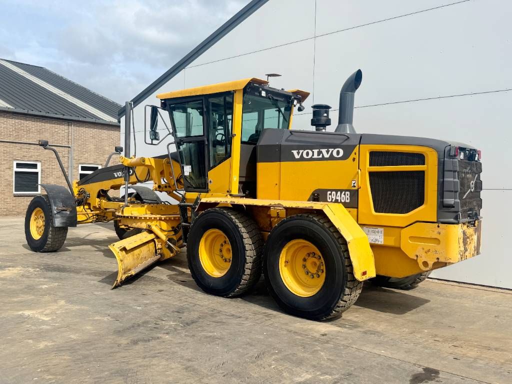 Volvo G946B AWD - EPA Certified / 4.27m Blade / Camera