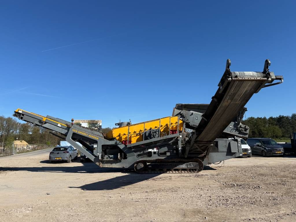 Hartl HCS Grizzly 013 - 3 Conveyors / Only 3202 Hours!