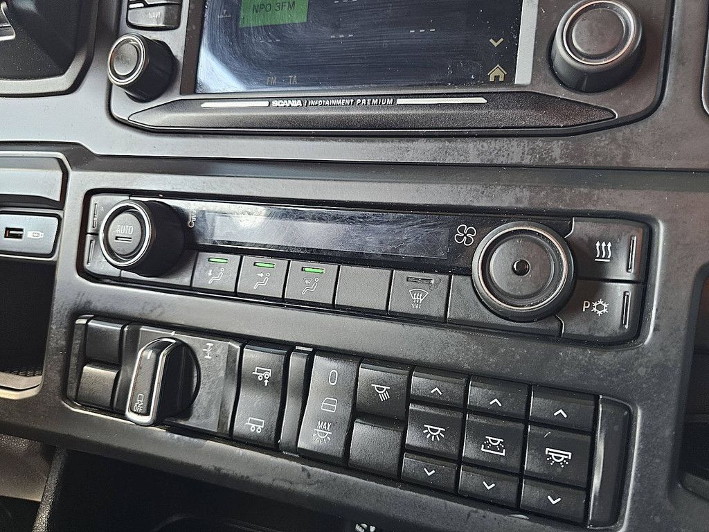 SCANIA R450