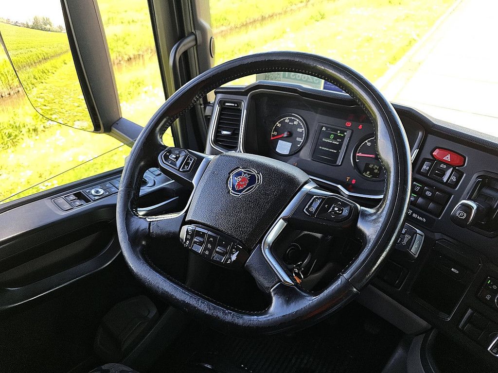 SCANIA R450