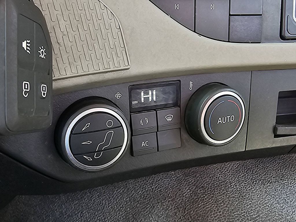 VOLVO FM 500 6x2 triple hooklift