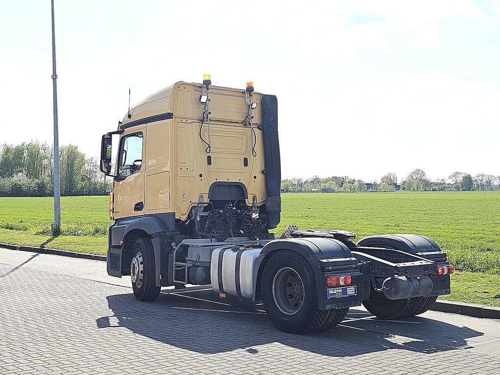 MERCEDES-BENZ ACTROS 1843