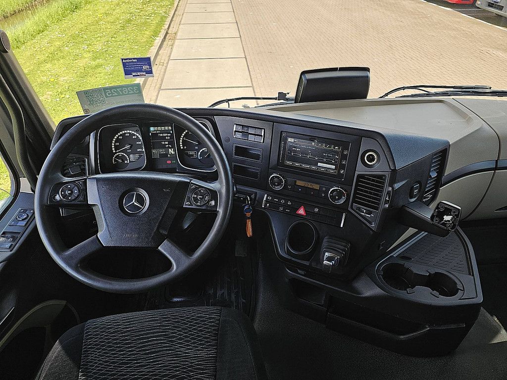 MERCEDES-BENZ ACTROS 1843