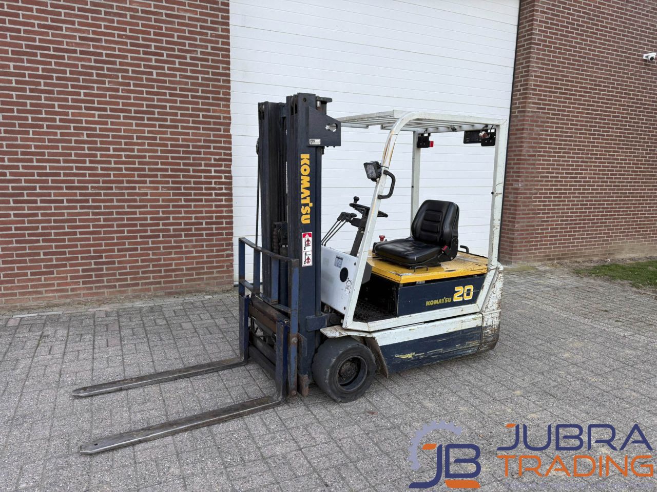 Komatsu FB20M Elektro-Gabelstapler | 1995 | 13400 Std | 2T | 4M