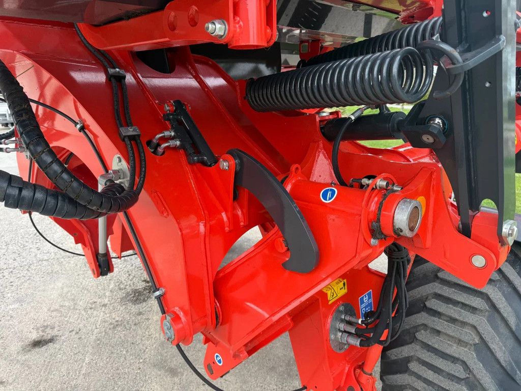 Kuhn Merge Maxx 950 Bandhark Schwader 410 uur!! Kenteken