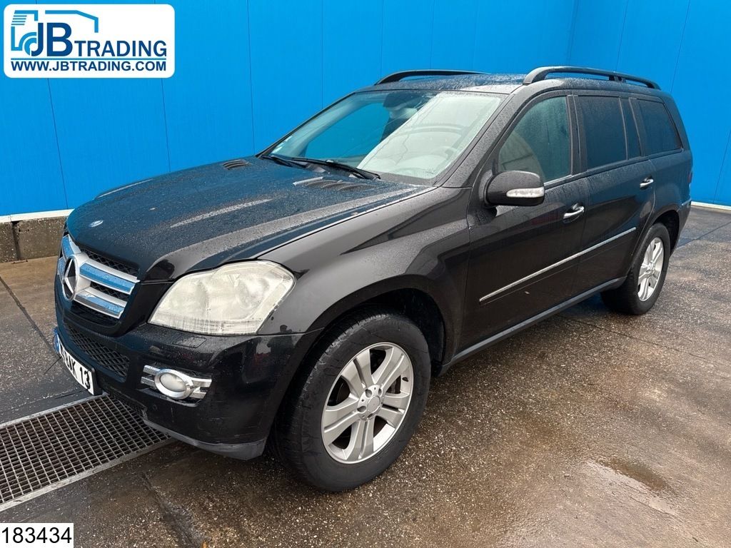 Mercedes ? GL 450 CDI V8, 3997 CC, 4 Matic, 7 Seater