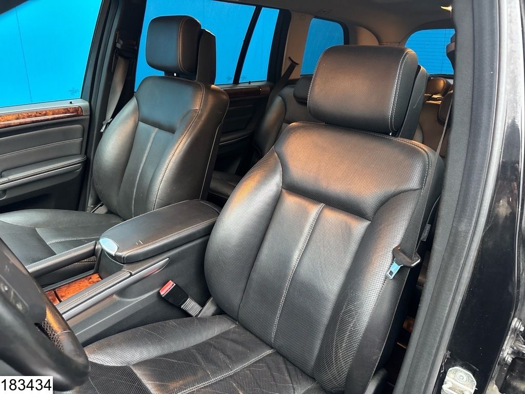 Mercedes ? GL 450 CDI V8, 3997 CC, 4 Matic, 7 Seater