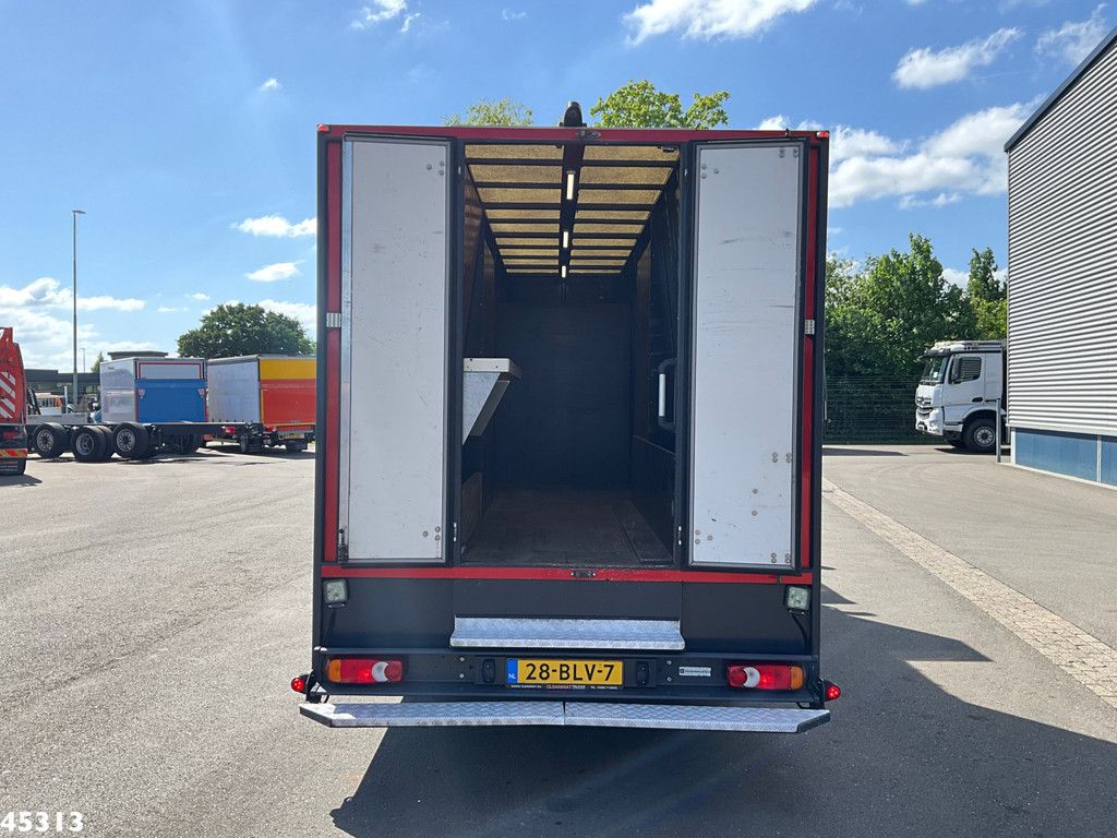 Renault D 220 Euro 6 Fassi 2,3 Tonmeter laadkraan Just 153.536 km!