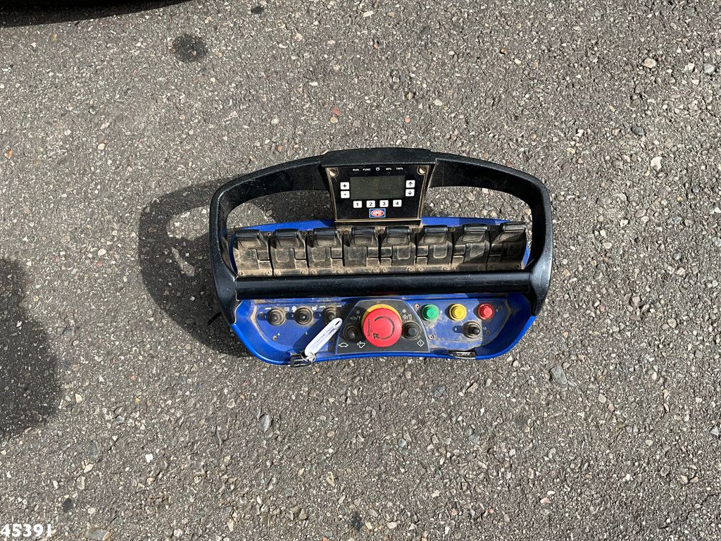 Volvo FH 540 8x4 HMF 85 Tonmeter laadkraan + Fly-Jib Just 222.786 km!