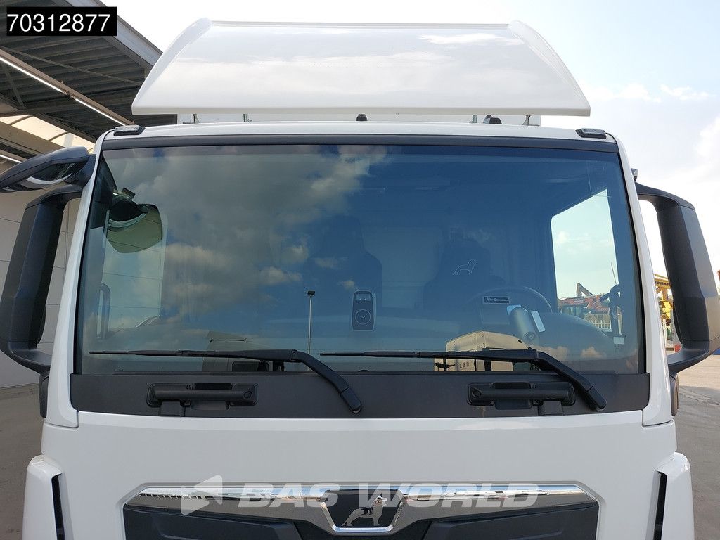 MAN TGL 12.250 4X2 12tonner 1500kg Ladebordwand Automatic Euro 6
