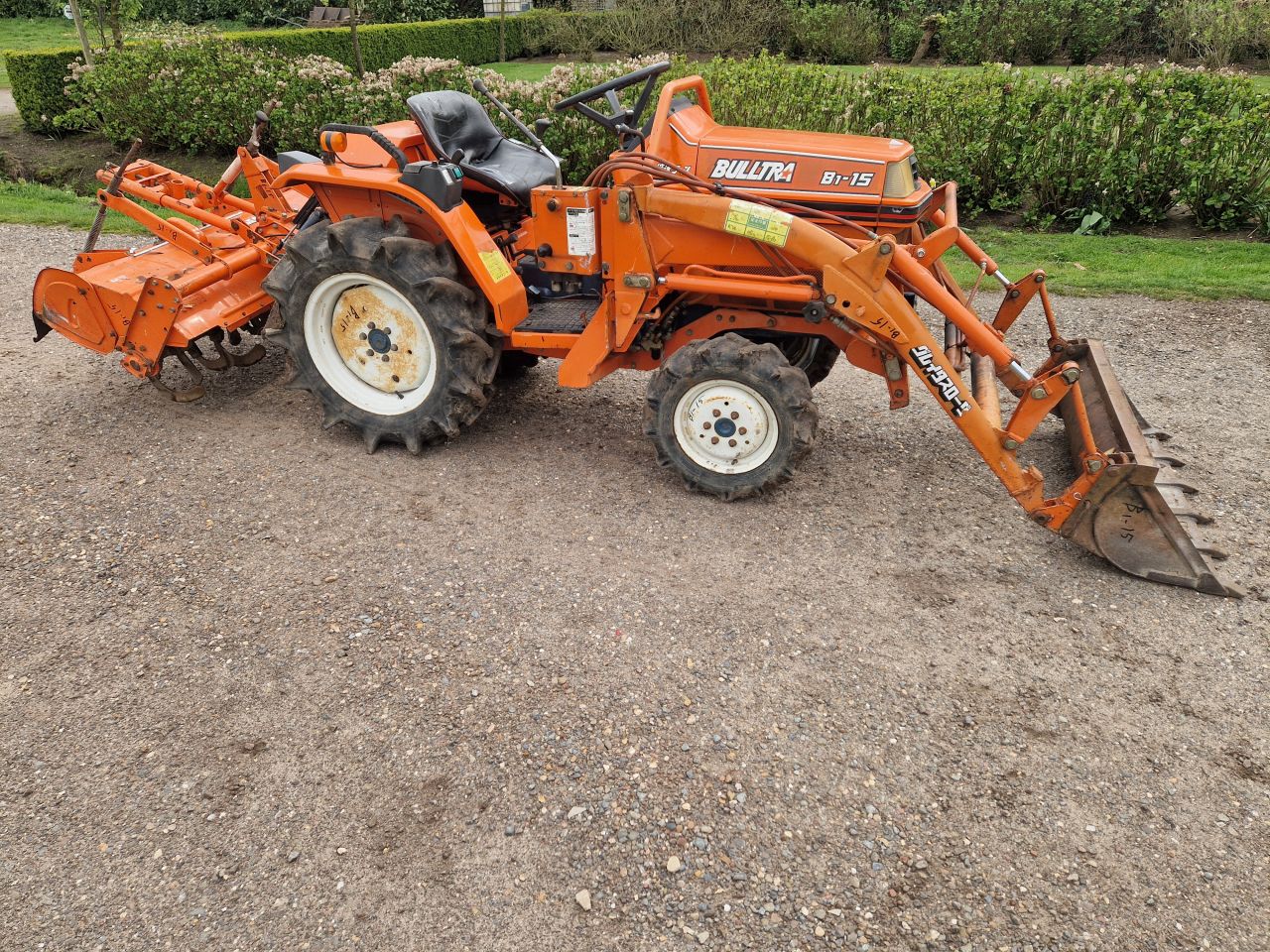 Minitrekker met voorlader 4x4 kubota iseki