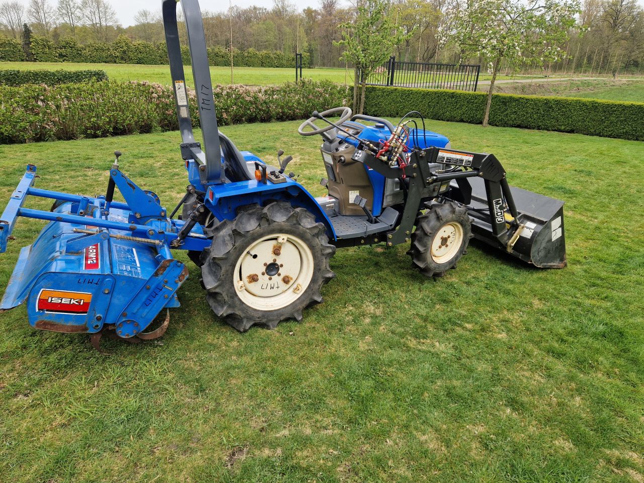 Minitrekker met voorlader 4x4 kubota iseki