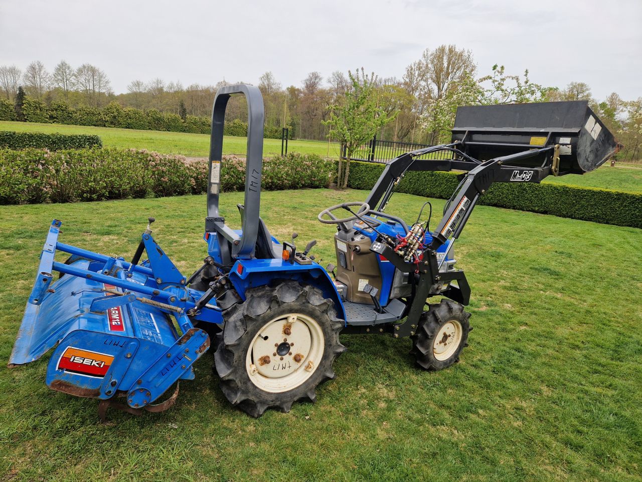 Minitrekker met voorlader 4x4 kubota iseki