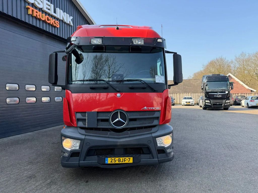 Mercedes-Benz Actros 1936 NL Truck 807.090KM