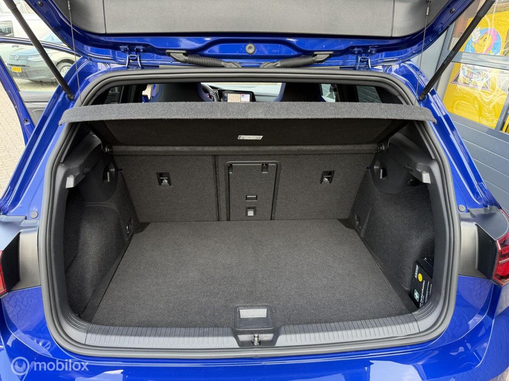Volkswagen Golf 8 R 2.0 TSI 320 PK Akrapovic Vol Opties