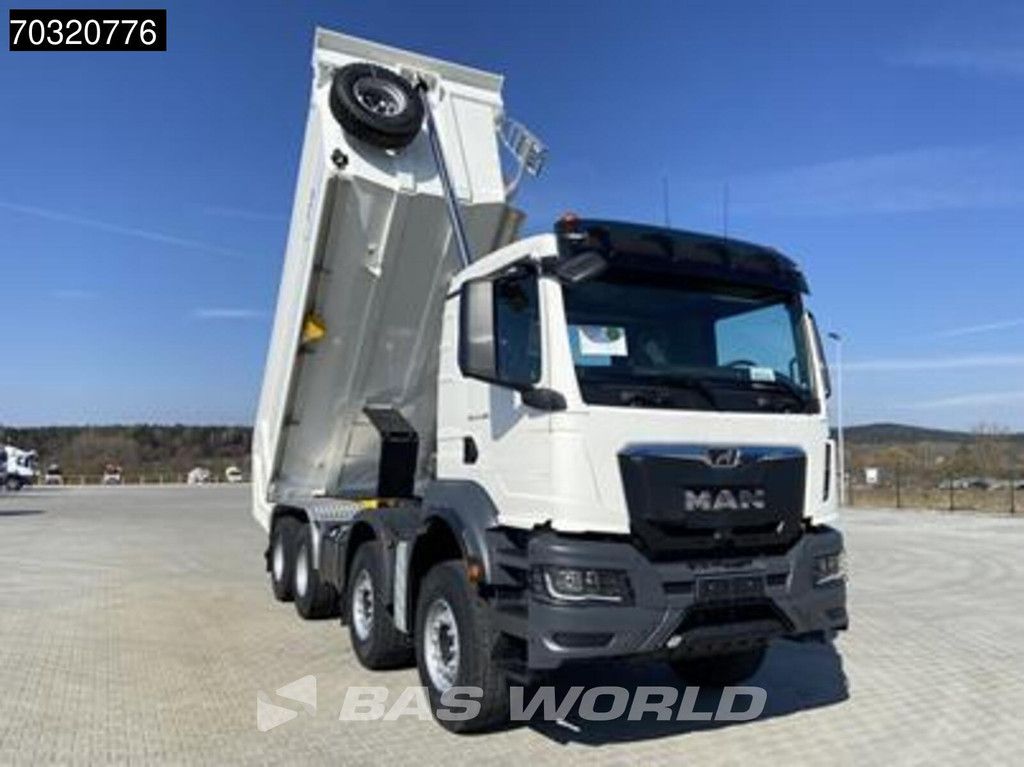 MAN TGS TGS 41.400 8X4 NEW! 21m3 tipper Steelsuspension Big-Axle Manual EURO 2