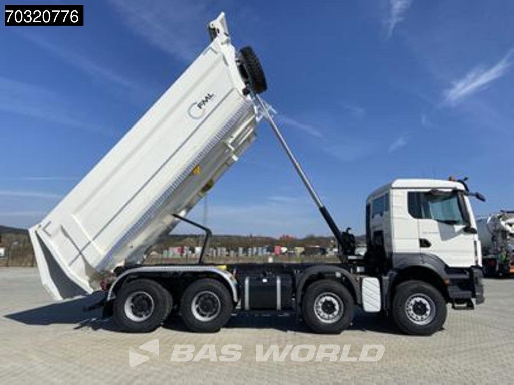 MAN TGS TGS 41.400 8X4 NEW! 21m3 tipper Steelsuspension Big-Axle Manual EURO 2