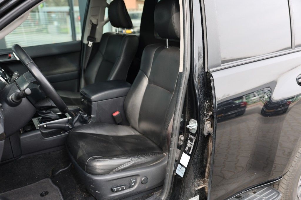 Toyota Landcruiser 150 2.8 D-4D 5DRS CHALLENGER A/T VAN