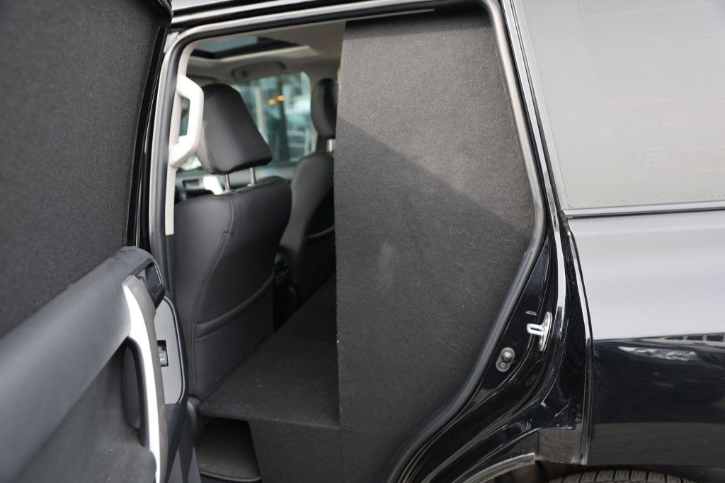 Toyota Landcruiser 150 2.8 D-4D 5DRS CHALLENGER A/T VAN