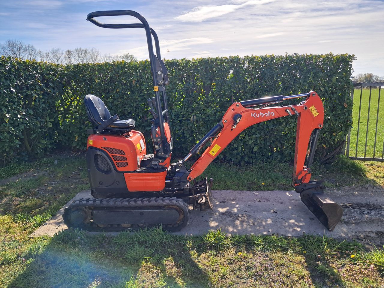 Minigraver Kubota U10-3 / Hydr. Snelwissel / Minikraan / 1700 uu