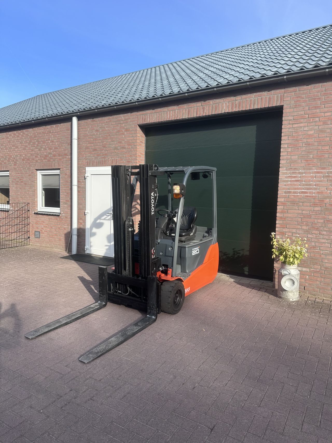 Toyota 8FBET20 2000kg triplo 2021 elektrische heftruck