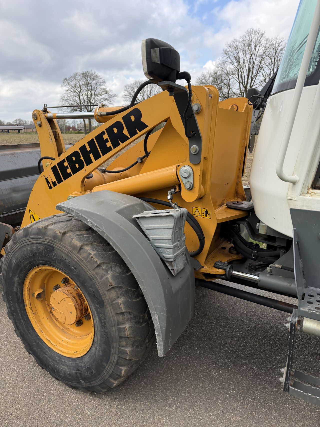 Liebherr 508 stereo