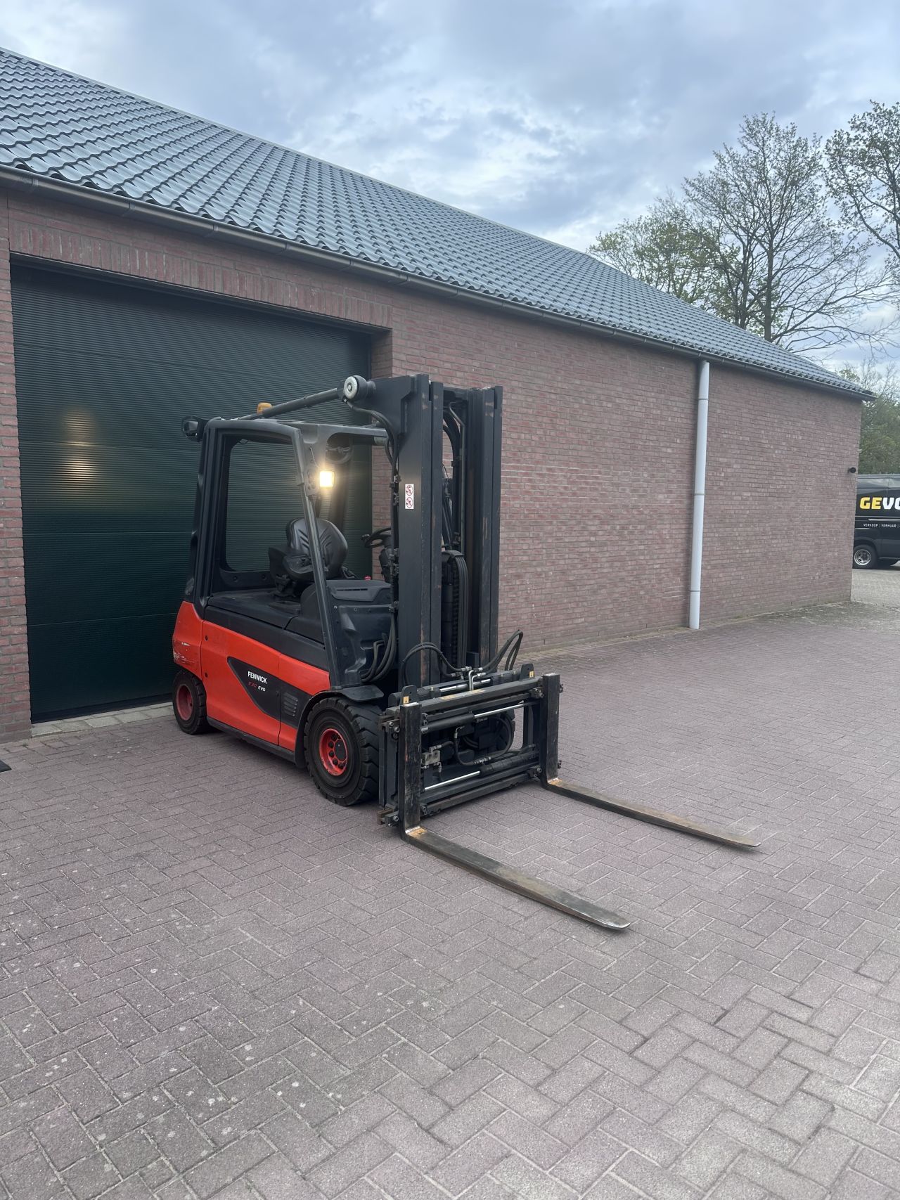 Linde E30-01 3000kg 3200 uur triplo elektrische heftruck
