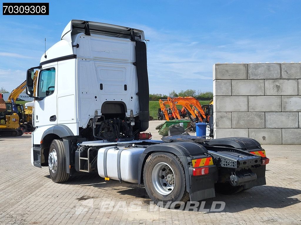 Mercedes Actros 1845 4X2 Low Mileage! StreamSpace Retarder Navi