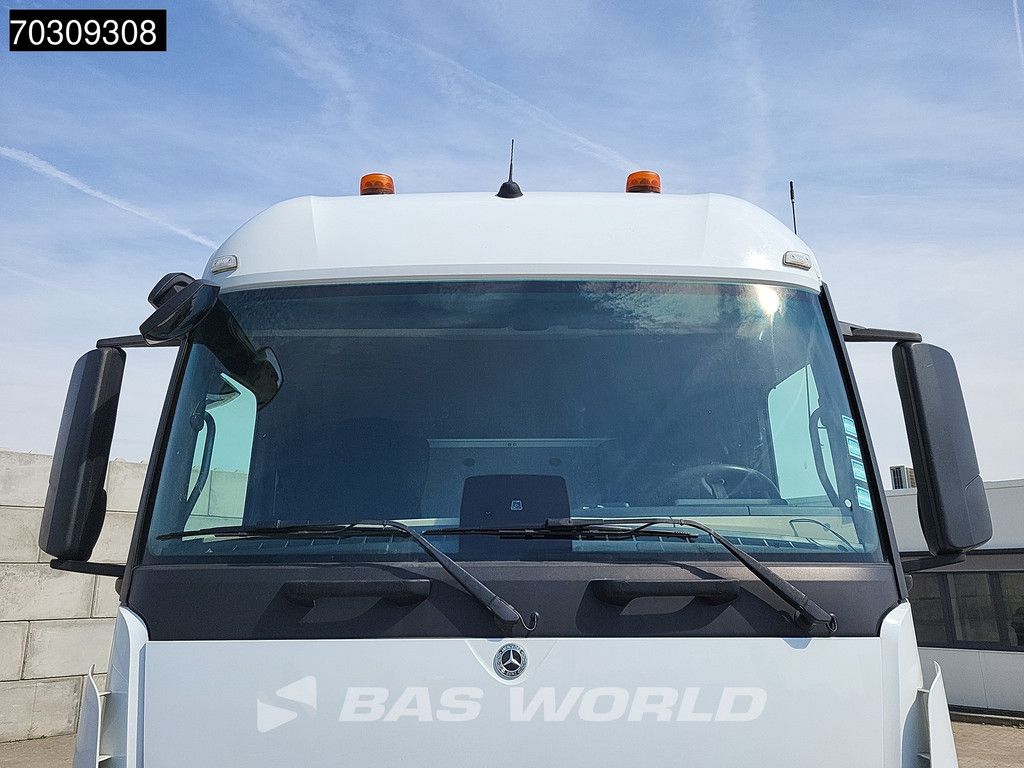 Mercedes Actros 1845 4X2 Low Mileage! StreamSpace Retarder Navi