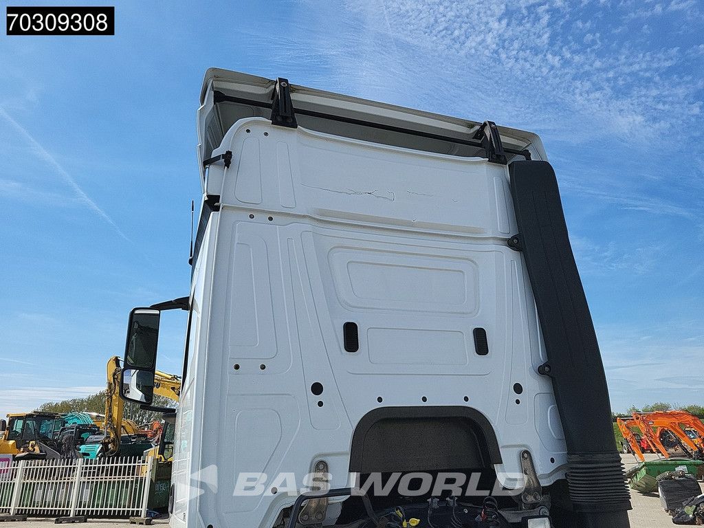 Mercedes Actros 1845 4X2 Low Mileage! StreamSpace Retarder Navi