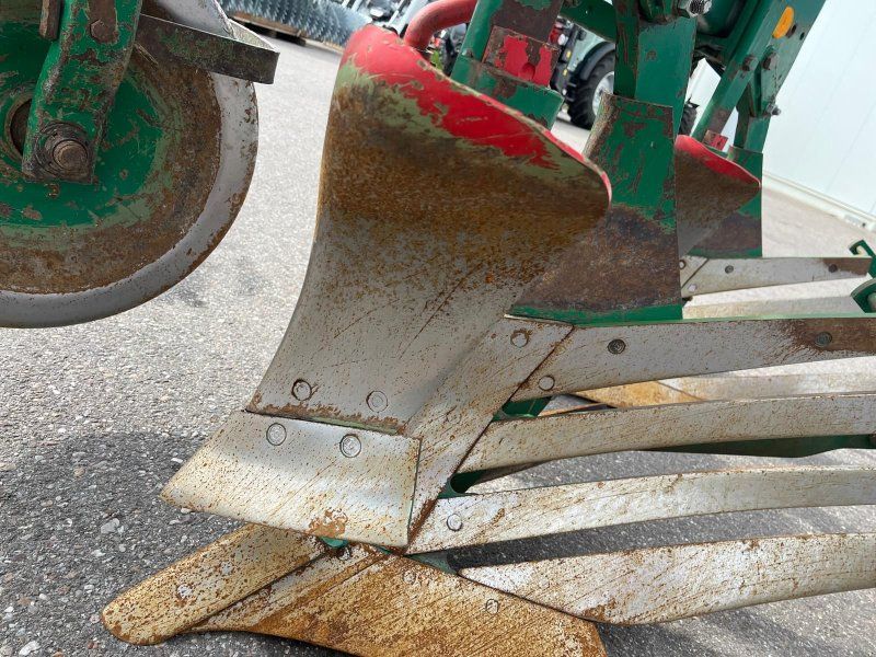 Regent TITAN 160T CX 4-schar mit Streifenkörper