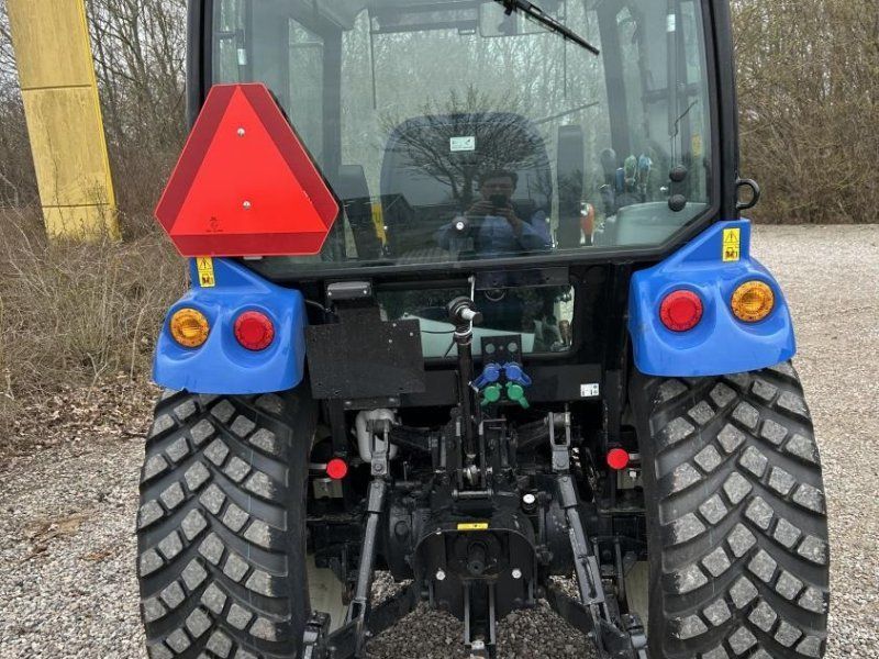 New Holland BOOMER 55 HST ST V